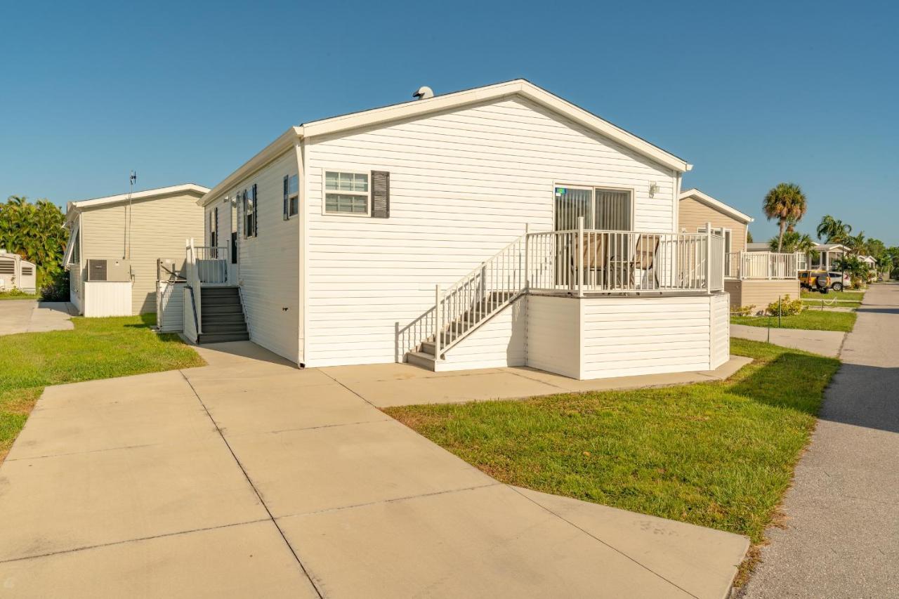 Groves Rv Resort Harlem Heights Bagian luar foto